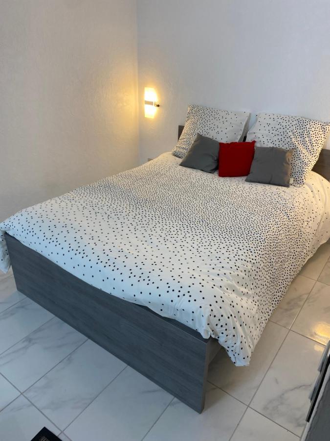Agreable Studio A Proximite De Paris Et Henri Mondor Créteil Eksteriør billede
